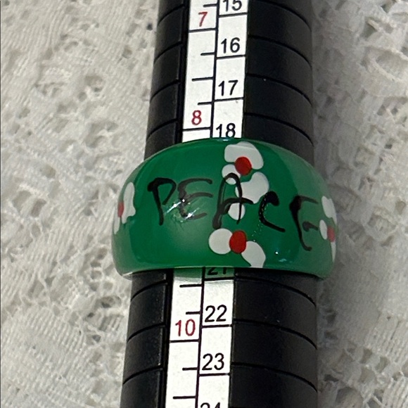 Assorted Fun Ring Set - Picture 10 of 14